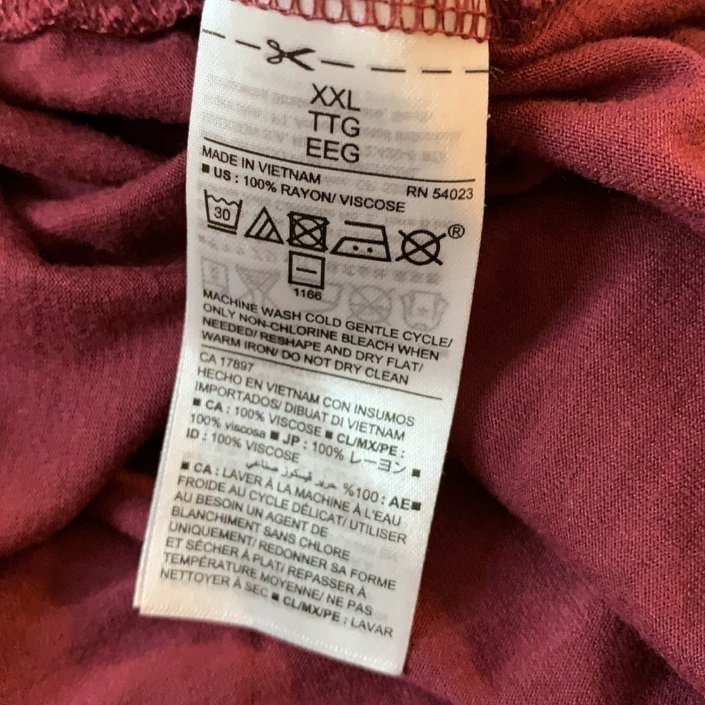 Old navy drop shoulder scoop back top - Picture 6 of 6